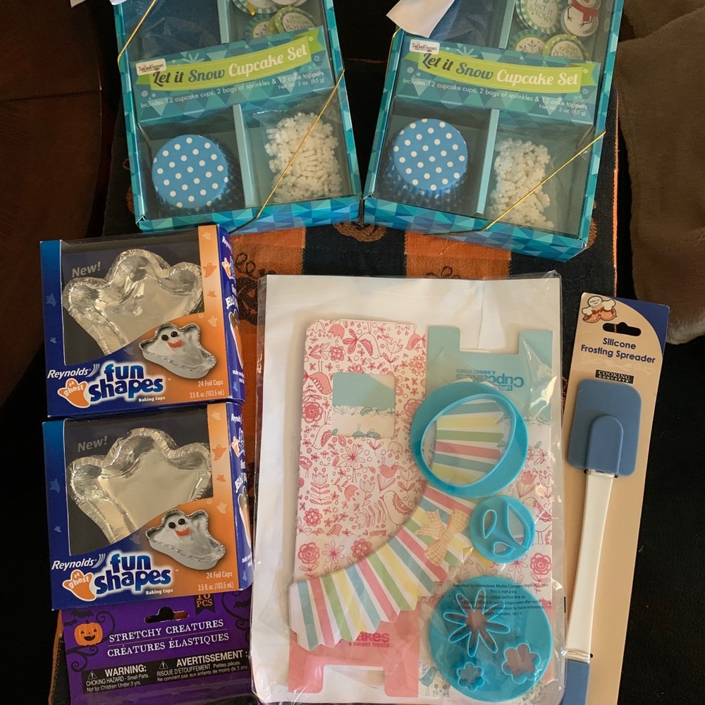 Holiday Baking Bundle - Picture 6 of 11